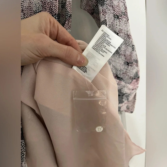 REISS ALICE CIRCLE PRINTED SHIRT DRESS PINK
PRINT - Picture 11 of 12